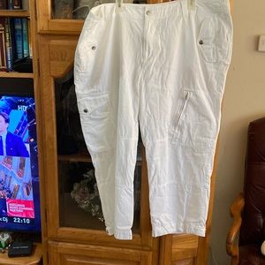 Ralph Lauren pants 22 w, many zipper pockets